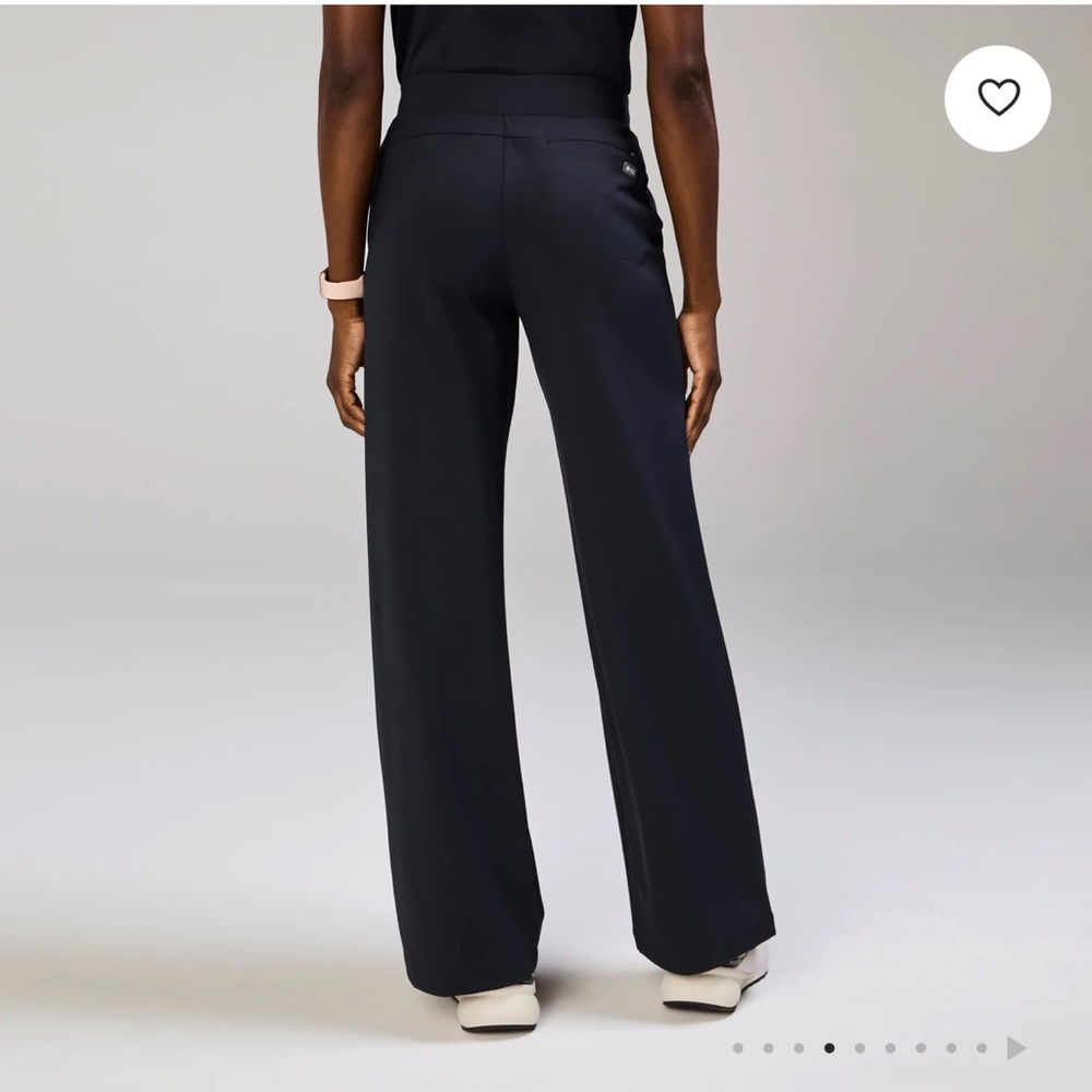 FIGS High Waisted Salina FORMx Wide Leg Scrub Pants - Picture 3 of 8